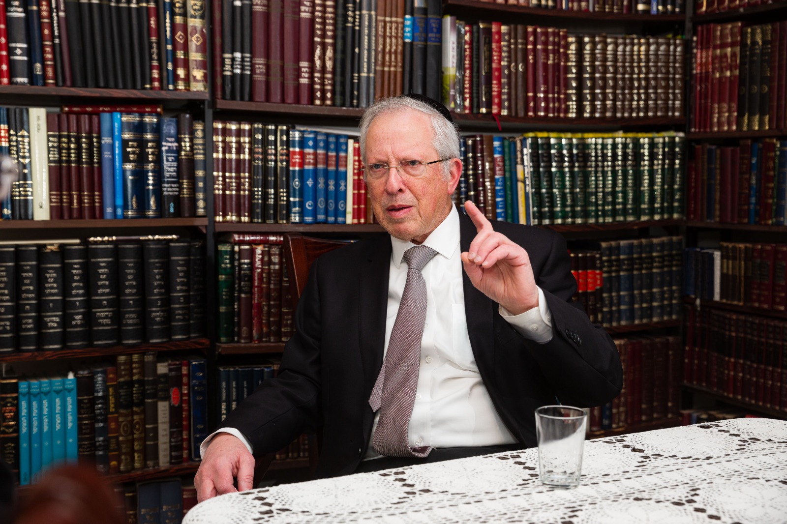 Read more about the article איגרת לבני הישיבות לקראת בין הזמנים